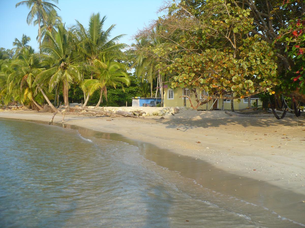 Hospedaje Yarisnori Boca del Drago Exterior photo